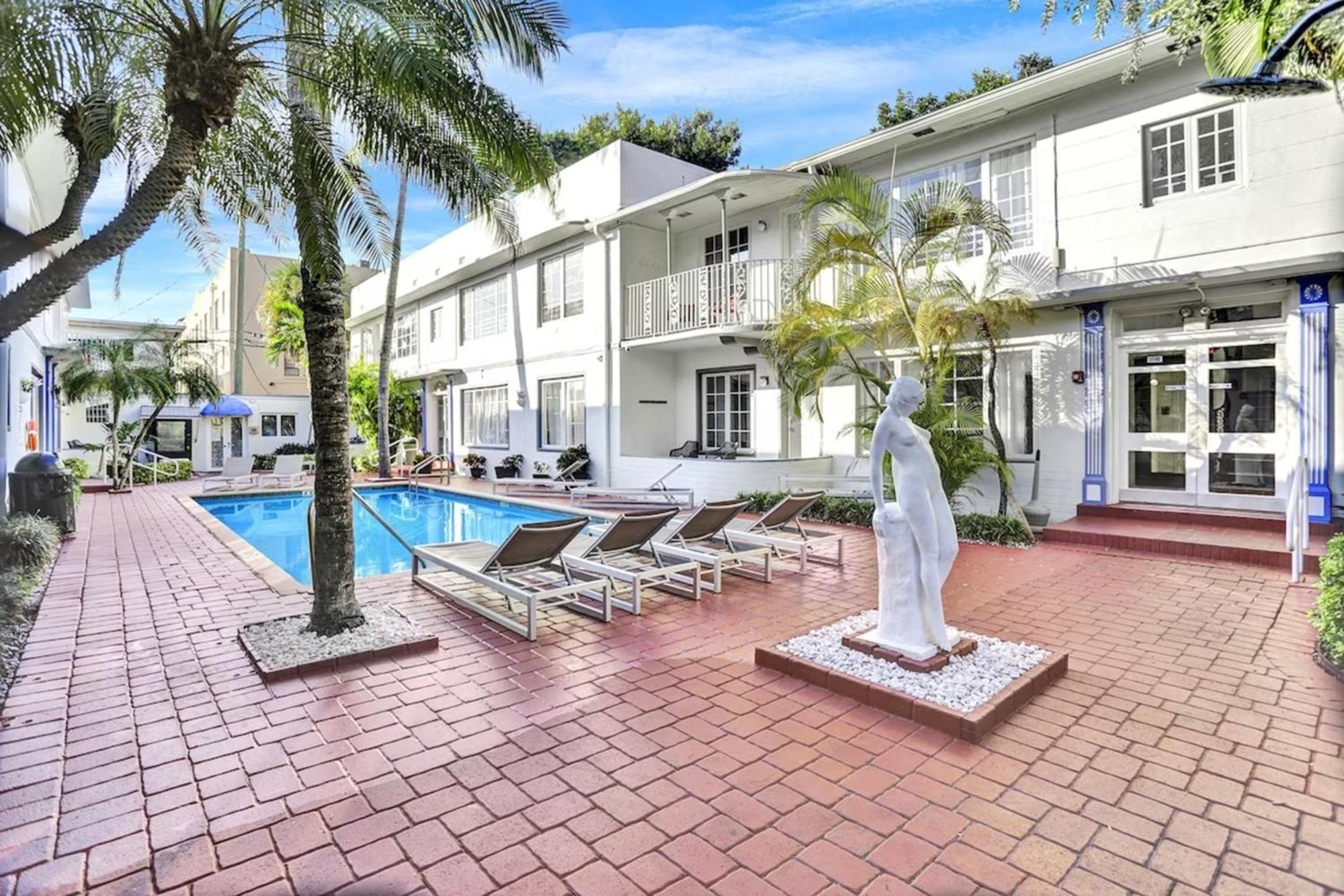 Courtyard Apartments Part Of The Oasis Casita Collection ميامي بيتش المظهر الخارجي الصورة