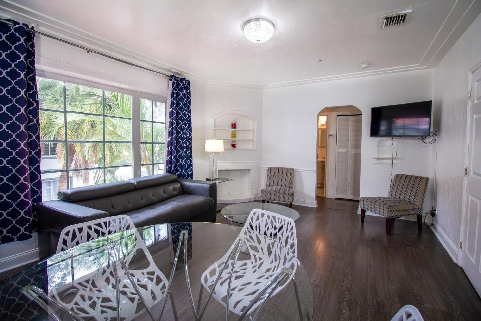 Courtyard Apartments Part Of The Oasis Casita Collection ميامي بيتش المظهر الخارجي الصورة