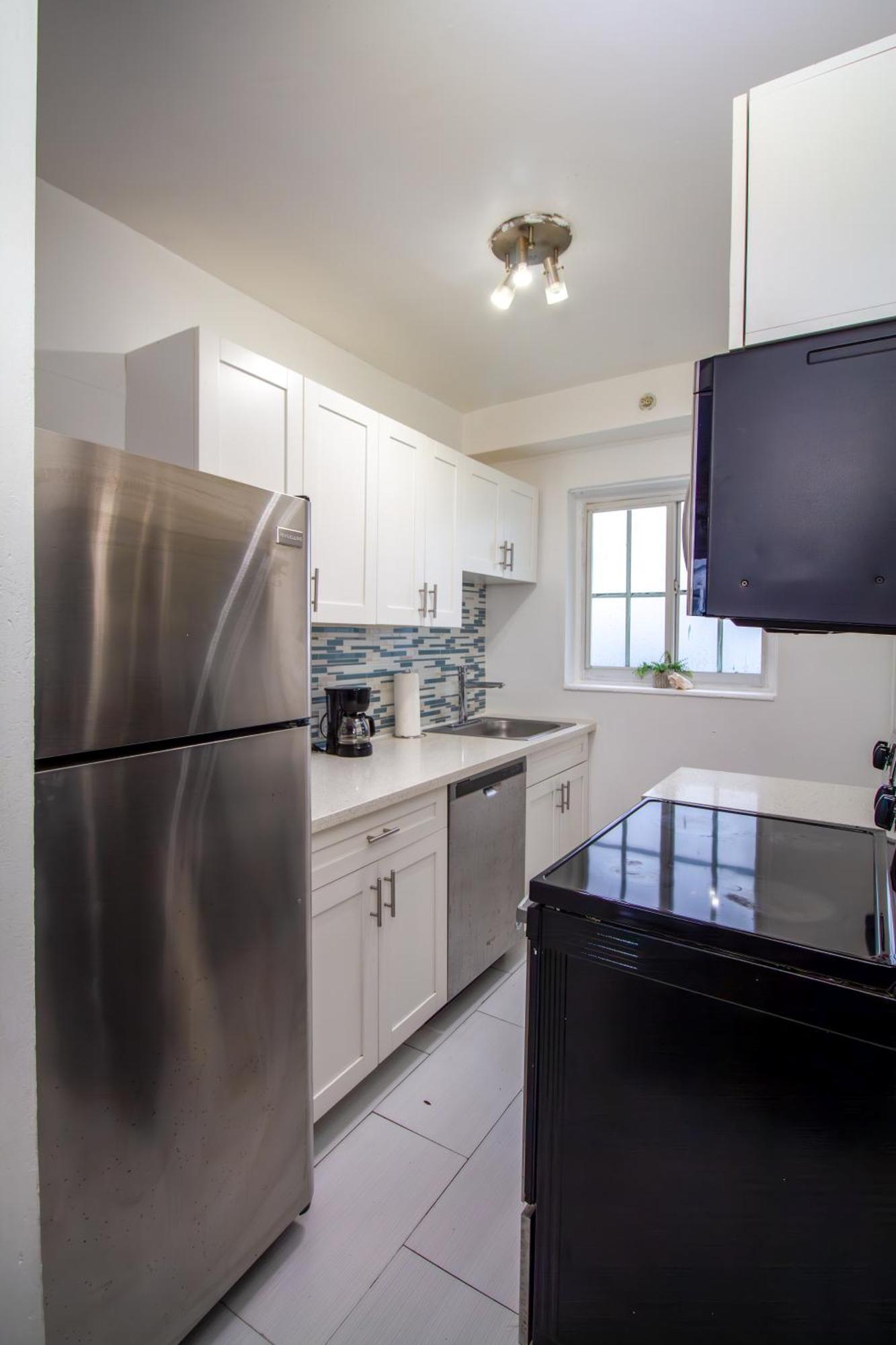 Courtyard Apartments Part Of The Oasis Casita Collection ميامي بيتش المظهر الخارجي الصورة