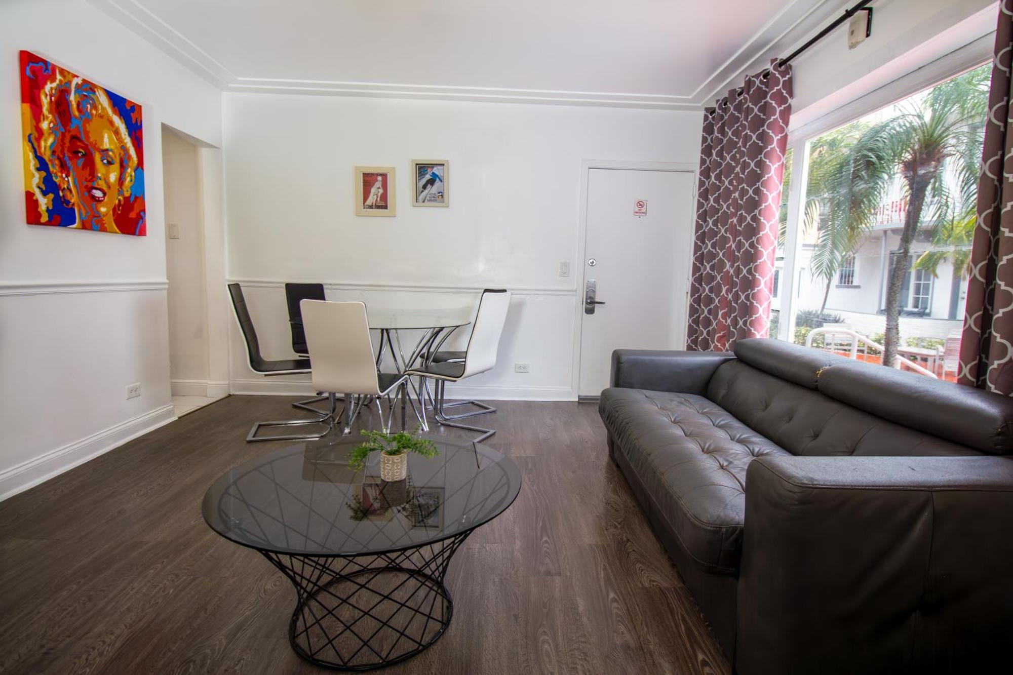 Courtyard Apartments Part Of The Oasis Casita Collection ميامي بيتش المظهر الخارجي الصورة